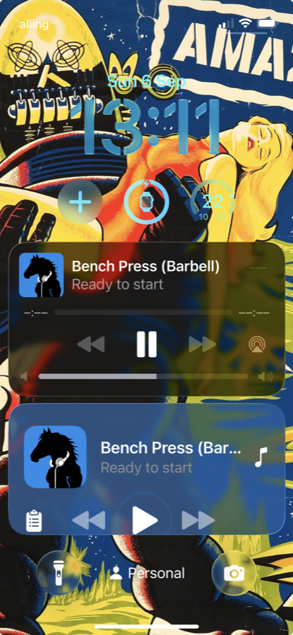 A workout running on the iPhone Lock Screen